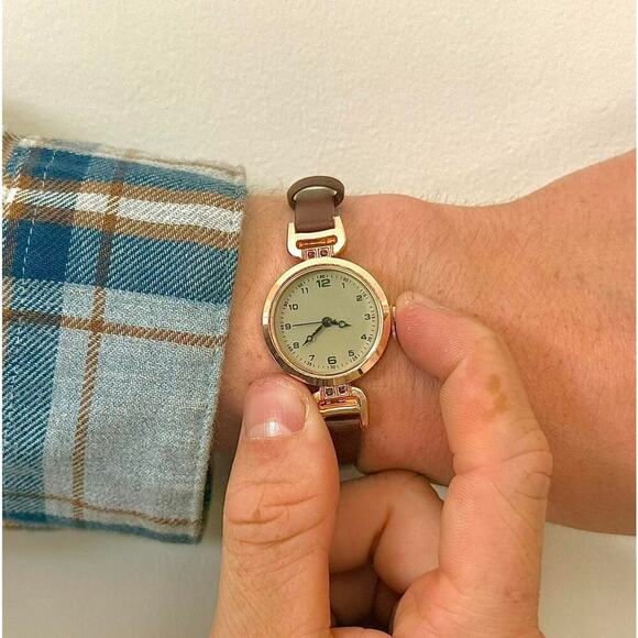 Y2K Rose Gold Quartz Watch with Taupe Leather Strap Unisex 8.5" New - Picture 5 of 5